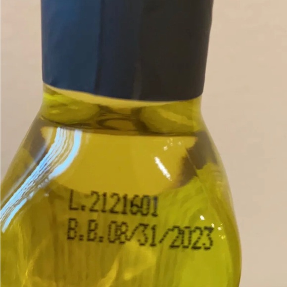 Sagra Del Tartufo Truffle Flavored Dipping Oil Made In Italy Exp 08/23 8.4 Fl Oz - Picture 4 of 5